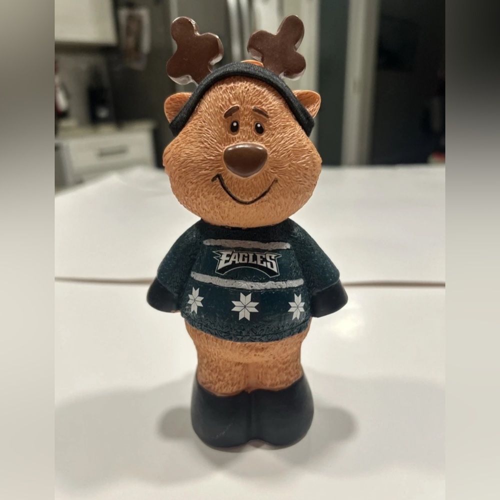 PHILADELPHIA EAGLES Holiday Christmas Reindeer Figurine Statue Santa NFL